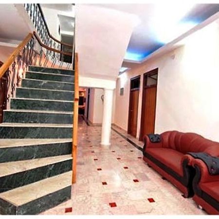 ホテルRanikhet Grand エクステリア 写真
