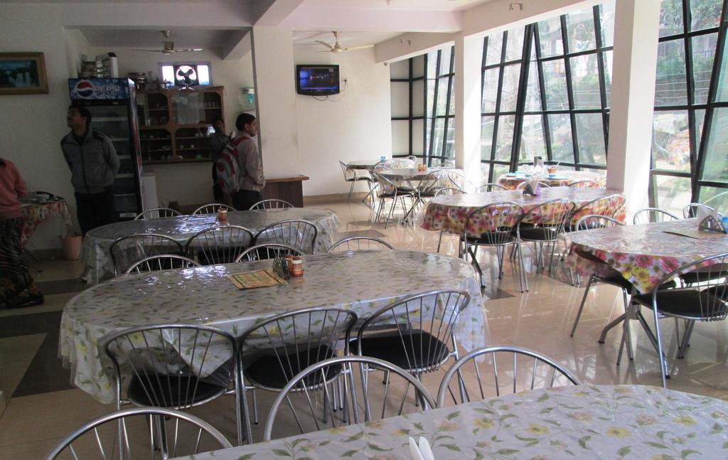 ホテルRanikhet Grand エクステリア 写真